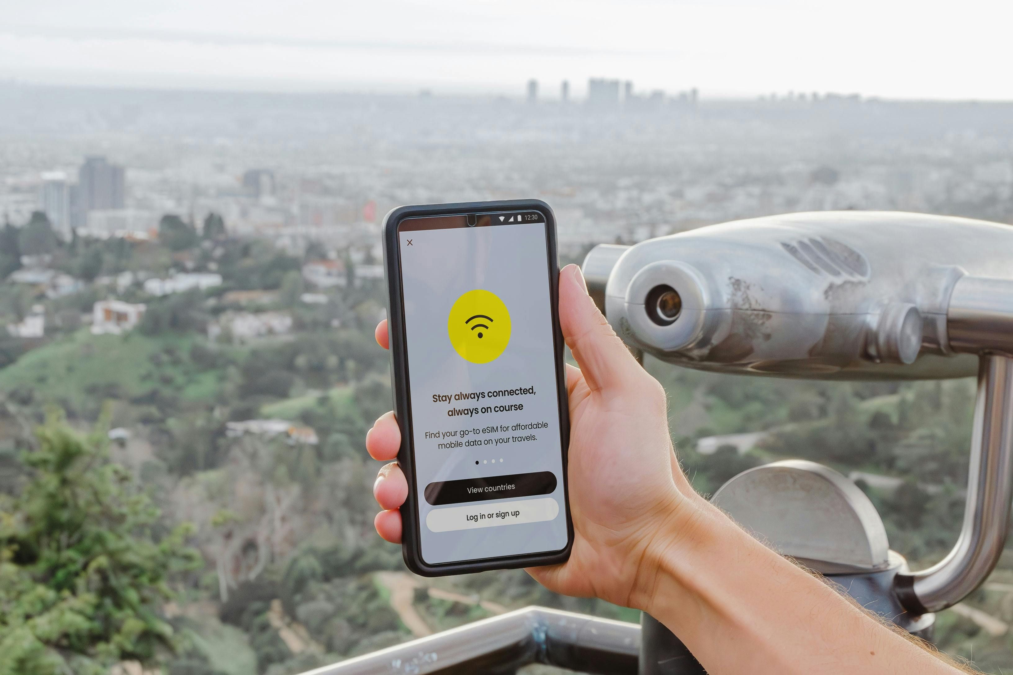 eSIM: la rivoluzione mobile per i viaggiatori connessi