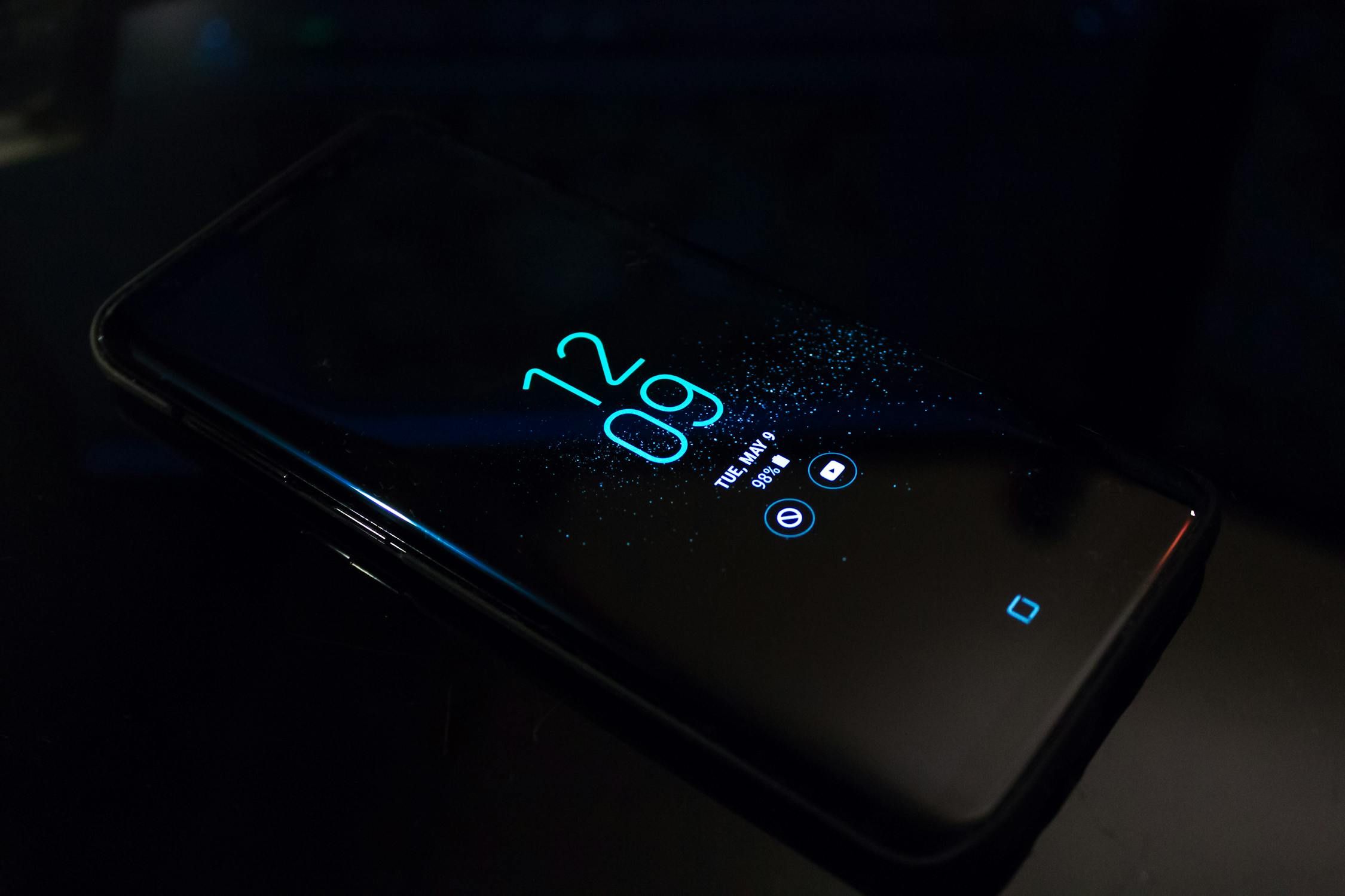 Quali smartphone sono compatibili con eSIM nel 2025?