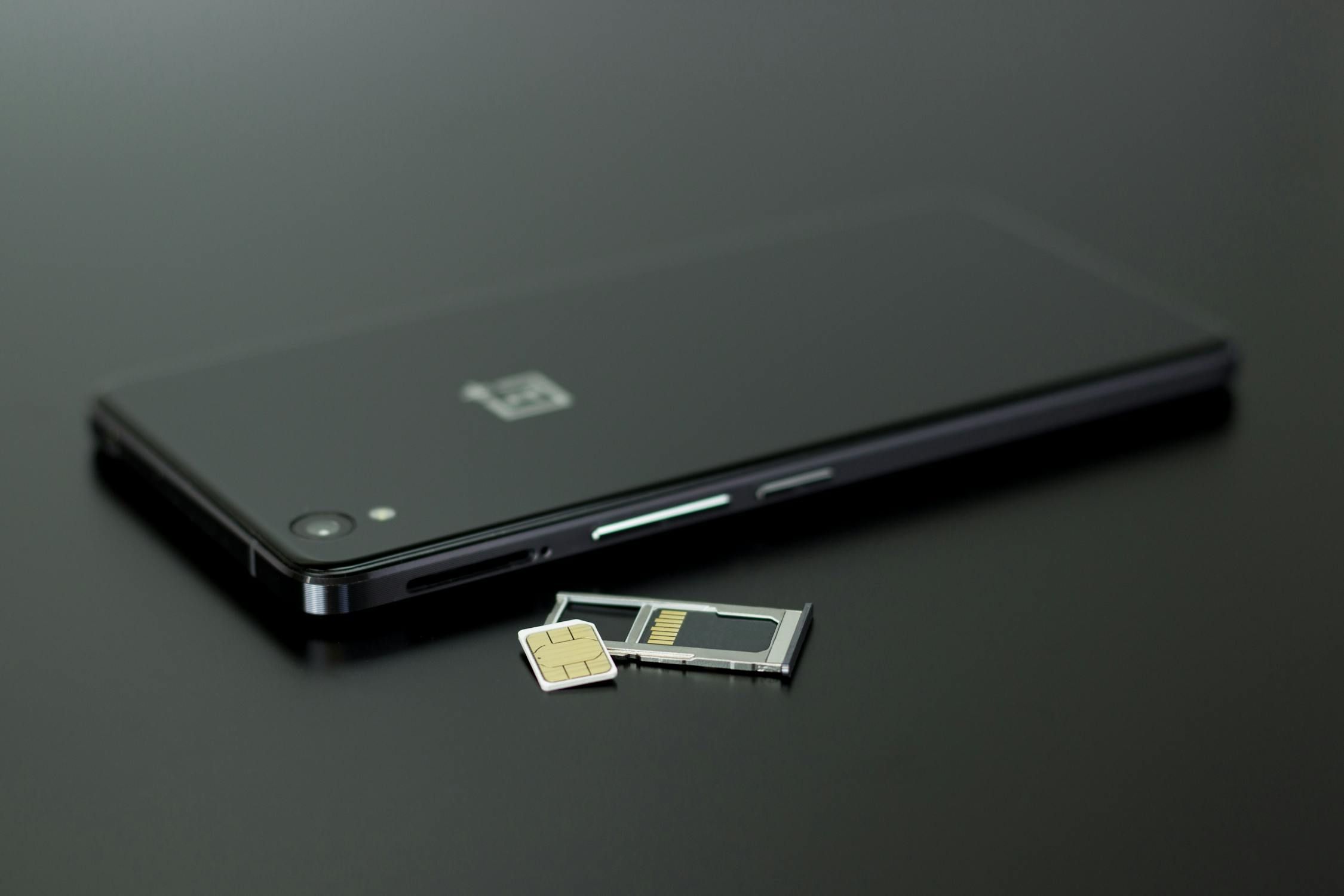 eSIM su iPhone / Android: guida all'installazione passo dopo passo